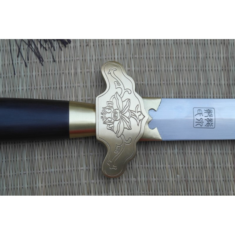 Lotus Jian Zwart Lotus Jian Zwart