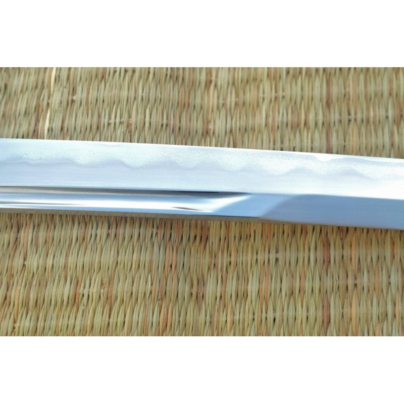 Roiyaru Sanmai Katana – Ltd Ivory Edition Roiyaru Sanmai Katana – Ltd Ivory Edition