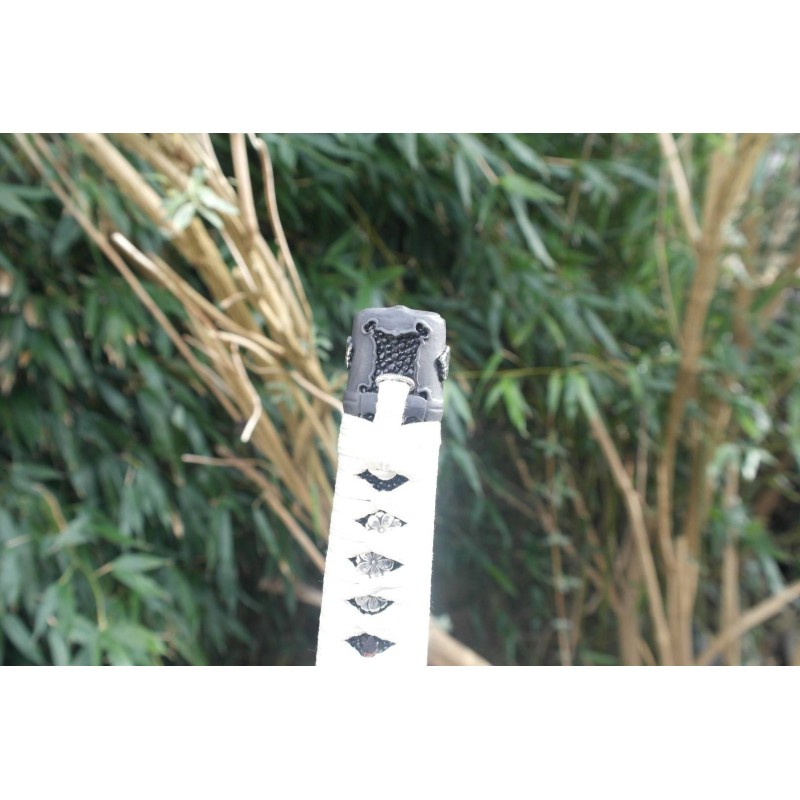 Roiyaru Sanmai Katana – Ltd Ivory Edition Roiyaru Sanmai Katana – Ltd Ivory Edition