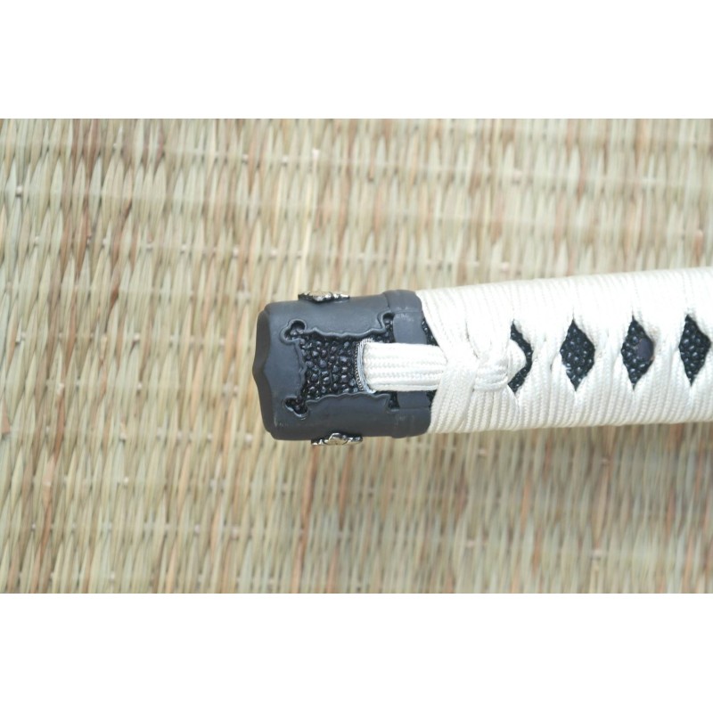 Roiyaru Sanmai Wakizashi – Ltd Ivory Edition Roiyaru Sanmai Wakizashi – Ltd Ivory Edition