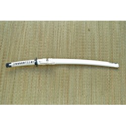 Roiyaru Sanmai Wakizashi – Ltd Ivory Edition Roiyaru Sanmai Wakizashi – Ltd Ivory Edition