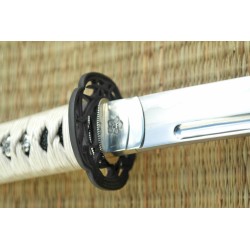 Roiyaru Sanmai Wakizashi – Ltd Ivory Edition Roiyaru Sanmai Wakizashi – Ltd Ivory Edition