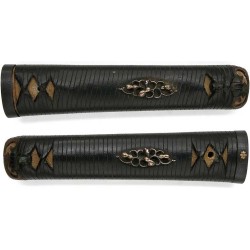 Musashi Kami Fujiwara Kanenaka Wakizashi + NBTHK Hozon Musashi Kami Fujiwara Kanenaka Wakizashi + NBTHK Hozon