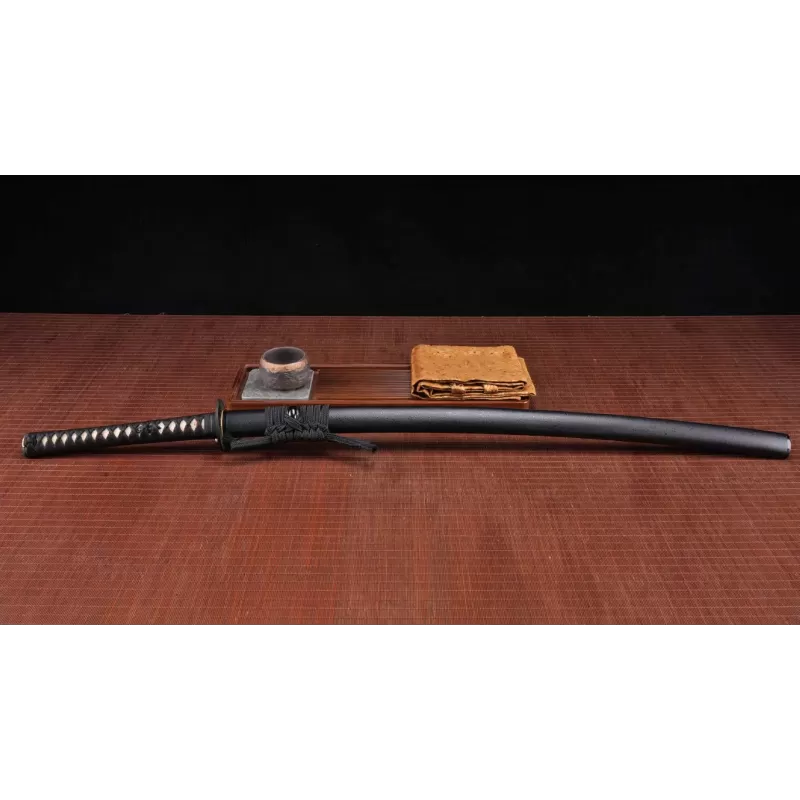 Empire Katana with Bo-Hi – Handcrafted Samurai Katana