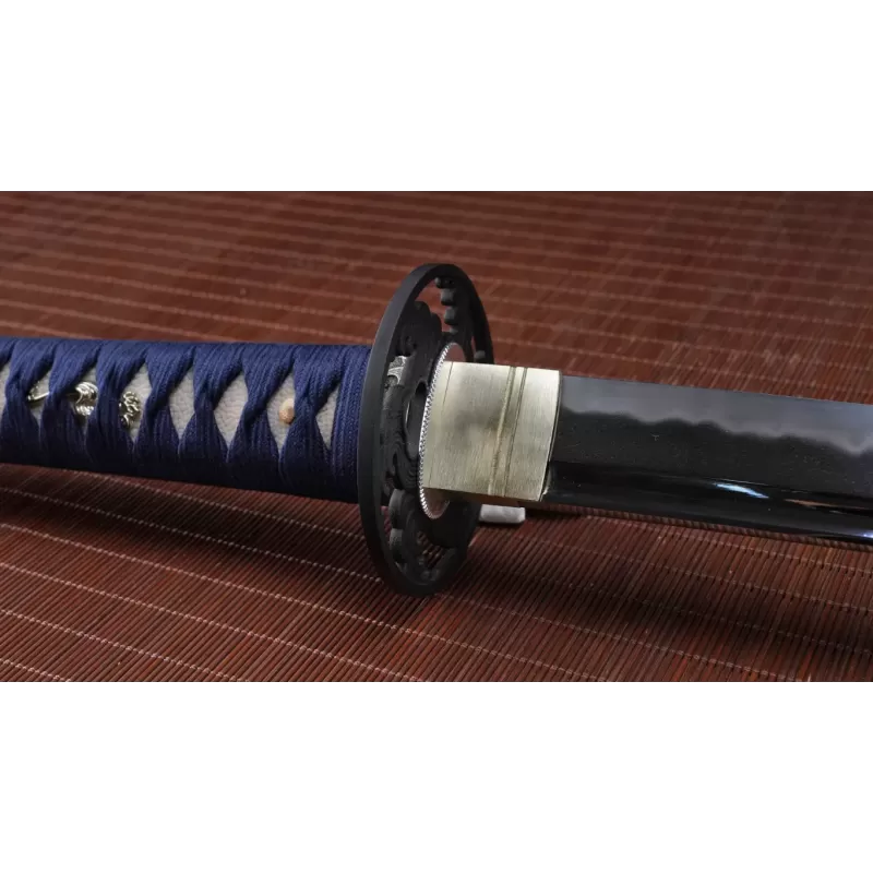 Nami Katana met Bo-Hi