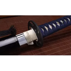 Nami Katana met Bo-Hi