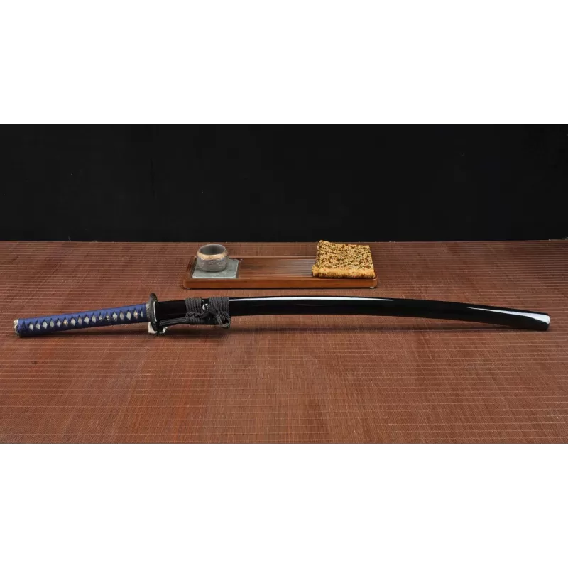 Nami Katana met Bo-Hi