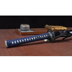 Nami Katana met Bo-Hi