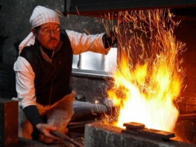 Wie wird ein Katana hergestellt?